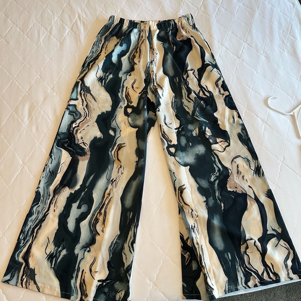 Abstract Pattern Wide-Leg Pants